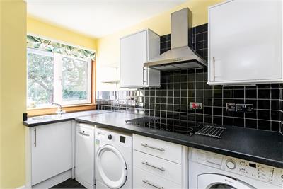 10/6 Falcon Road West, Edinburgh, EH10 4AQ - image 6