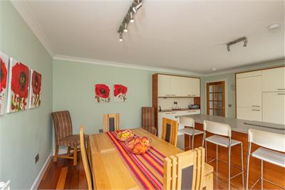 16 Muir Wood Grove, Currie, EH14 5HA - image 11