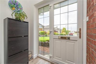 16 Muir Wood Grove, Currie, EH14 5HA - image 15