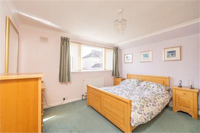 16 Muir Wood Grove, Currie, EH14 5HA - image 17