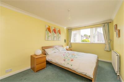 16 Muir Wood Grove, Currie, EH14 5HA - image 21