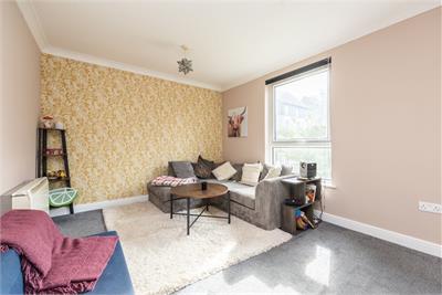 22/2 Ferry Gait Crescent, Edinburgh, EH4 4GR - image 5