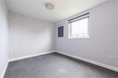 22/2 Ferry Gait Crescent, Edinburgh, EH4 4GR - image 10