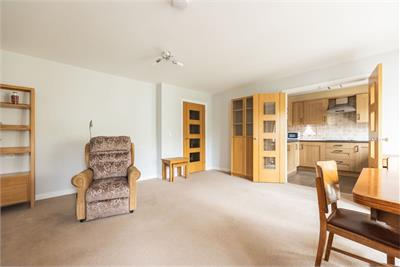 50/25 Baberton Avenue, Edinburgh, EH14 5DU - image 13