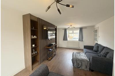 61 Keir Hardie Crescent, Kilwinning, KA13 7JR - image 3