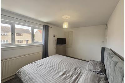 61 Keir Hardie Crescent, Kilwinning, KA13 7JR - image 9