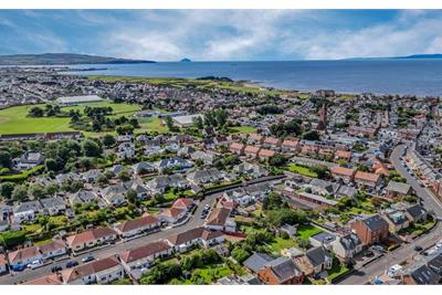 17 Gray Street, Prestwick, KA9 1LX - image 4