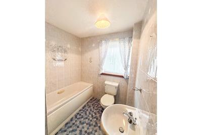 19 Hoylake Square, Kilwinning, KA13 6RE - image 12