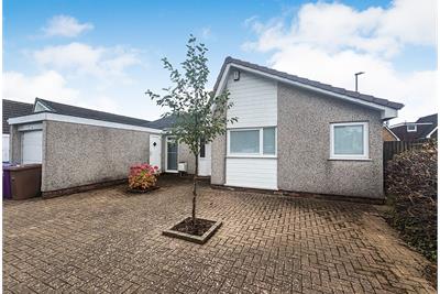 19 Hoylake Square, Kilwinning, KA13 6RE - image 1