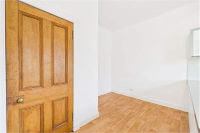 2 Myrtle Terrace, Shandon, Edinburgh, EH11 1PF - image 7