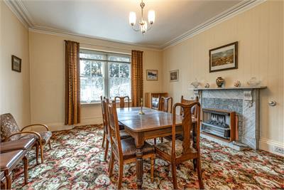 4 Douglas Square, Newcastleton, TD9 0QU - image 7