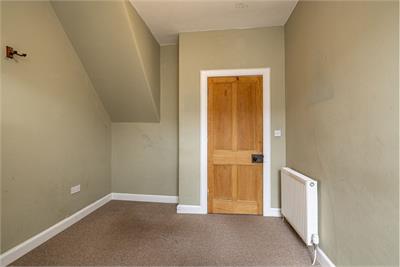 17 St Andrew Street, Galashiels, TD1 1EA - image 3