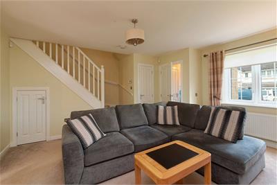 33 Mckelvie Crescent, Barrhead, Glasgow, G78 1LY - image 4