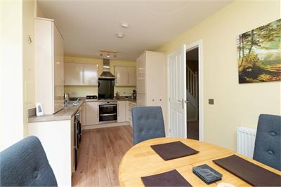 33 Mckelvie Crescent, Barrhead, Glasgow, G78 1LY - image 6