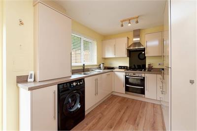 33 Mckelvie Crescent, Barrhead, Glasgow, G78 1LY - image 7