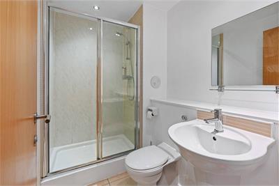 Flat 12, 5 Western Harbour View, EH6 6PF - image 11