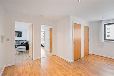 Flat 12, 5 Western Harbour View, EH6 6PF - image 7