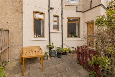 8 Restalrig Gardens, Edinburgh, EH7 6HZ - image 13