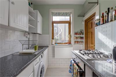 8 Restalrig Gardens, Edinburgh, EH7 6HZ - image 5