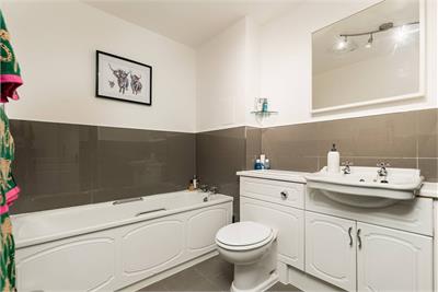 34/5 Rattray Grove, Edinburgh, EH10 5TL - image 19