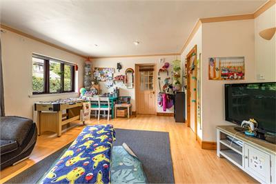 3 Woodside Drive, Kelso TD5 7SP - image 10