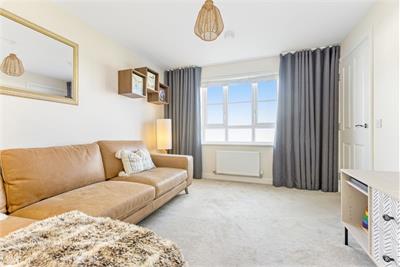 56 Auburn Locks, Wallyford, EH21 8FE - image 3