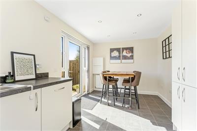 56 Auburn Locks, Wallyford, EH21 8FE - image 6