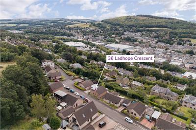 36 Ladhope Crescent, Galashiels, TD1 2BN - image 1