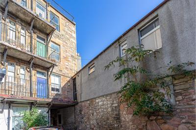 94/3 Causewayside, Edinburgh, EH9 1PU - image 17