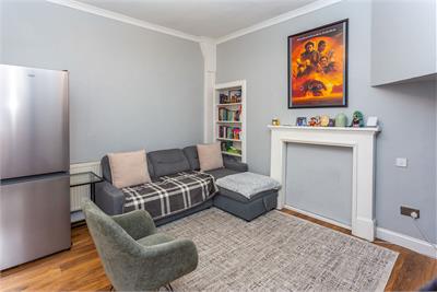 94/3 Causewayside, Edinburgh, EH9 1PU - image 6