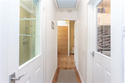 94/3 Causewayside, Edinburgh, EH9 1PU - image 7