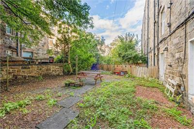 5/8 Rossie Place, Leith, Edinburgh, EH7 5SF - image 12