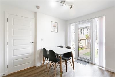 20 Craw Yard Drive, Edinburgh, EH12 9LU - image 9