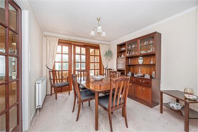 34 Birch Grove, Dunfermline, KY11 8BE - image 4