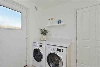 12 Wilkinson Drive, Mortonhall, EH17 8HQ - image 11
