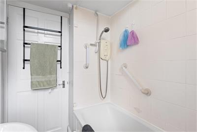 10/14 Wheatfield Place, Edinburgh, EH11 2PE - image 14