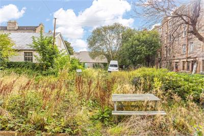 10/14 Wheatfield Place, Edinburgh, EH11 2PE - image 17