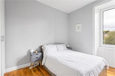 10/14 Wheatfield Place, Edinburgh, EH11 2PE - image 9