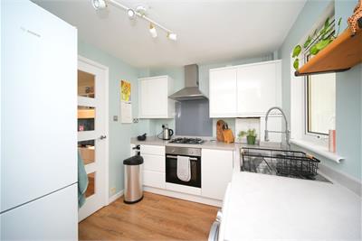 45 Fauldburn, East Craigs, Edinburgh, EH12 8YQ - image 4