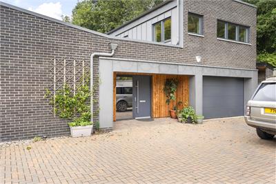 10 Baberton Loan, Juniper Green, Edinburgh, EH14 5DF - image 2