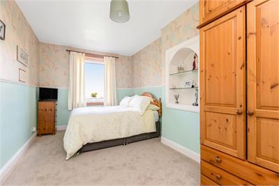 9 (flat 4), Portobello Road, Piershill, Edinburgh, EH8 7BB - image 6