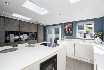 27 Ross Gardens, Newington, Edinburgh, EH9 3BR - image 9