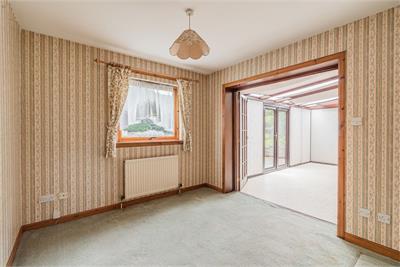 1 Almond Grove, East Calder, EH53 0HG - image 13