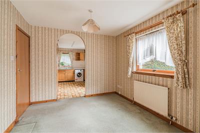 1 Almond Grove, East Calder, EH53 0HG - image 14