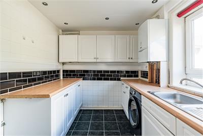 3 Ochiltree Gardens, Edinburgh, EH16 5ST - image 3