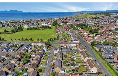 22 Biggart Road, Prestwick, KA9 2HF - image 4