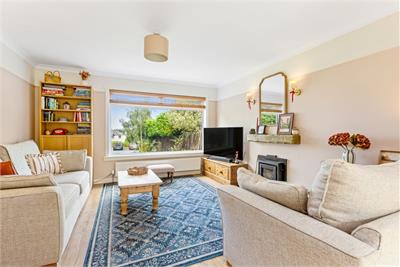 40 Lamberton Court, Pencaitland, EH34 5BL - image 2