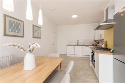 21, 2F1 Learmonth Gardens, Comely Bank, Edinburgh, EH4 1HA - image 7