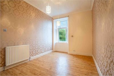 Flat 2R, 13 Charles Street, Largs, KA30 8HJ - image 12