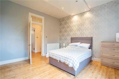 Flat 2R, 13 Charles Street, Largs, KA30 8HJ - image 9